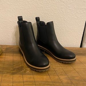 Kenzie Leather Boots - Size 8
